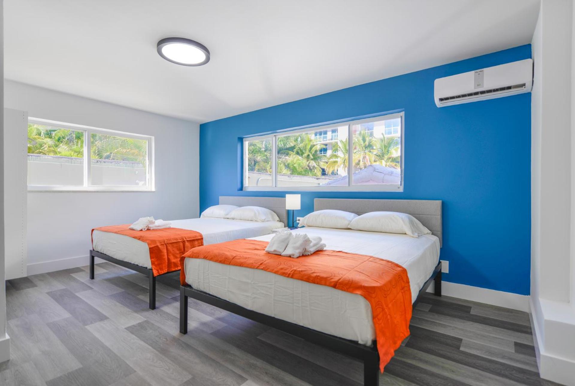 דירות הוליווד Radiant Unit With Parking And Pool - M26 מראה חיצוני תמונה